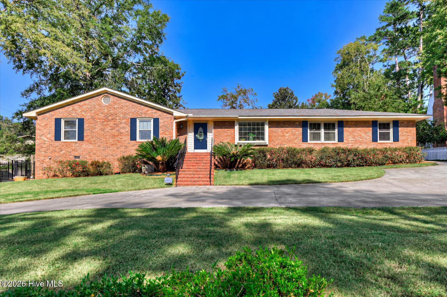 3411 Kerry Place — photo