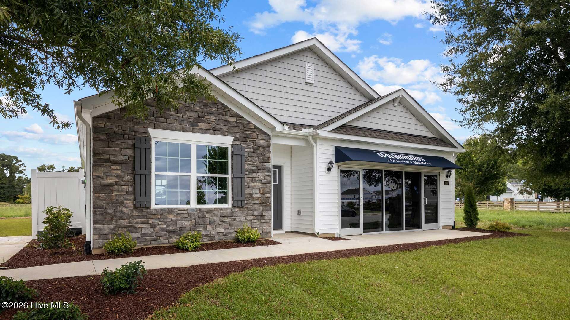 204 Lake Tyler Drive — photo