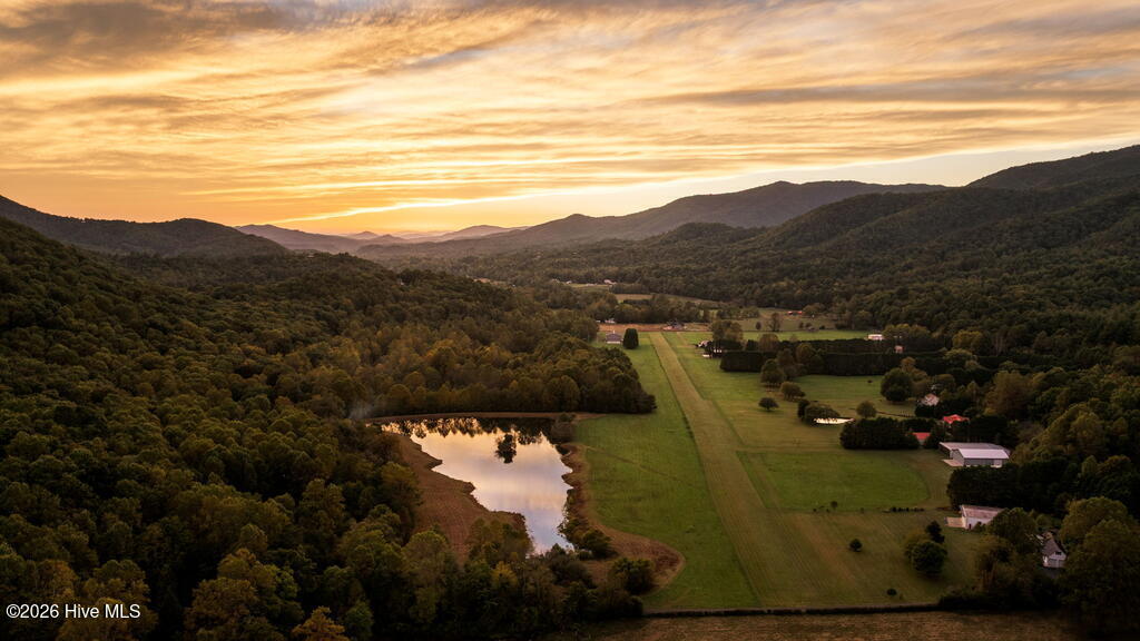 360 Serenity Lane — photo