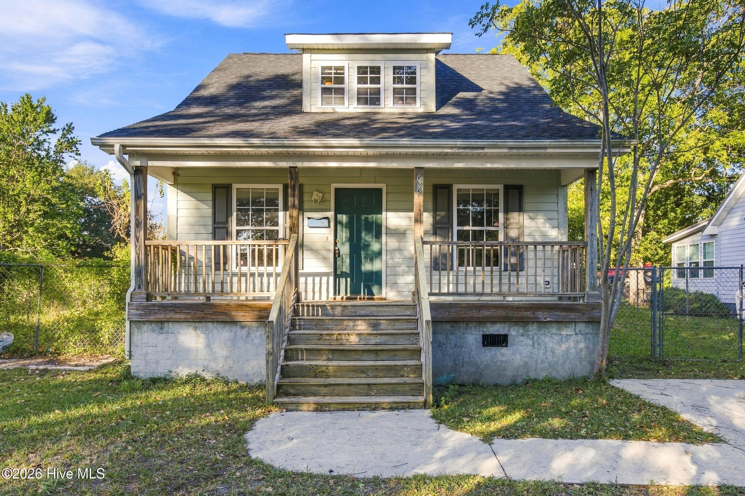 626 Taylor Street — photo