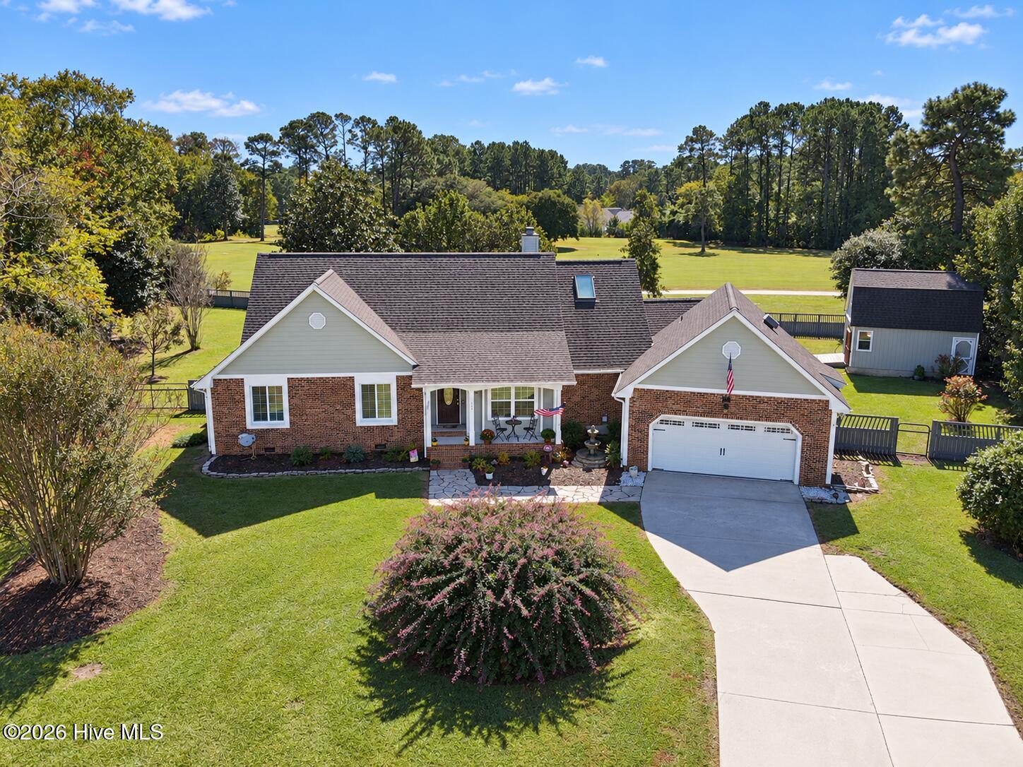 107 Bogey Court — photo