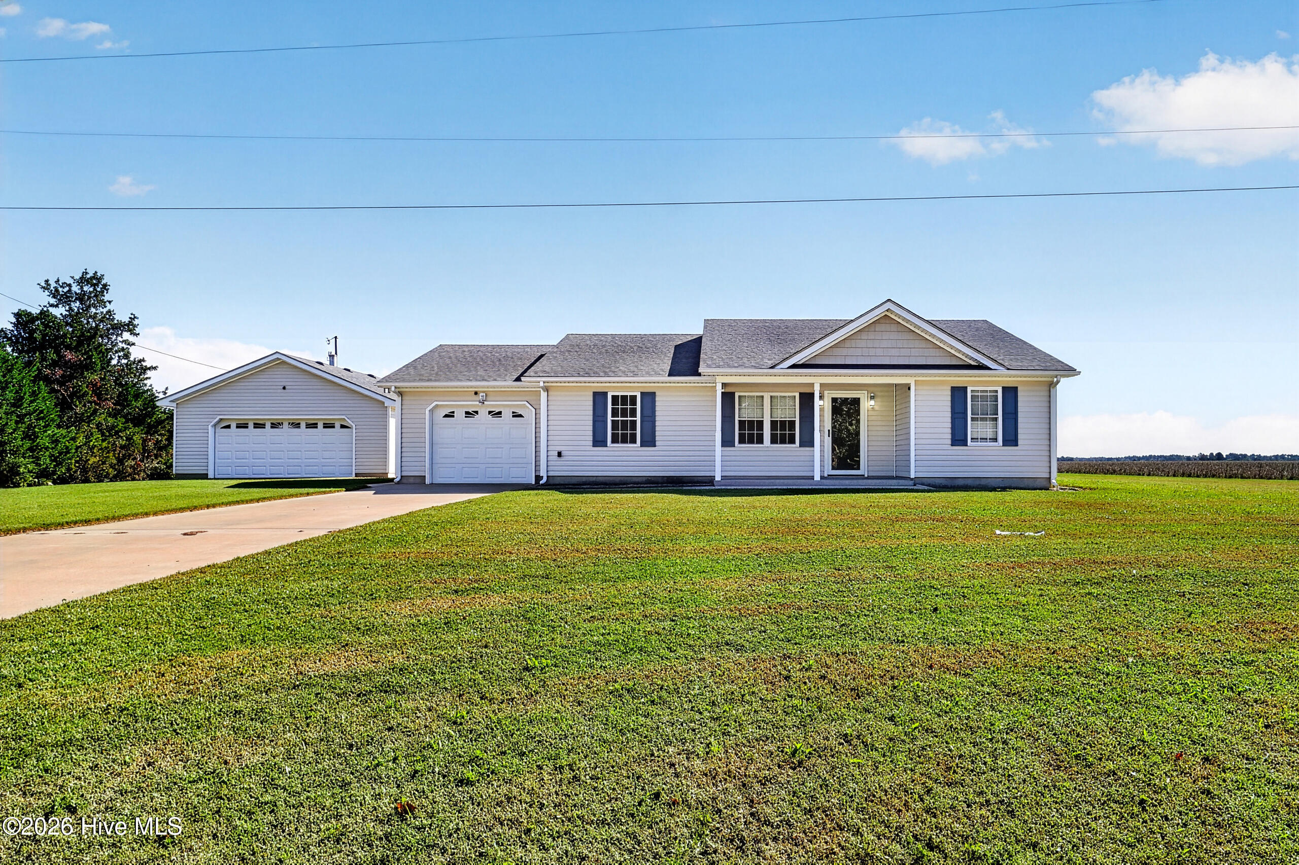 800 Griffin Swamp Road — photo