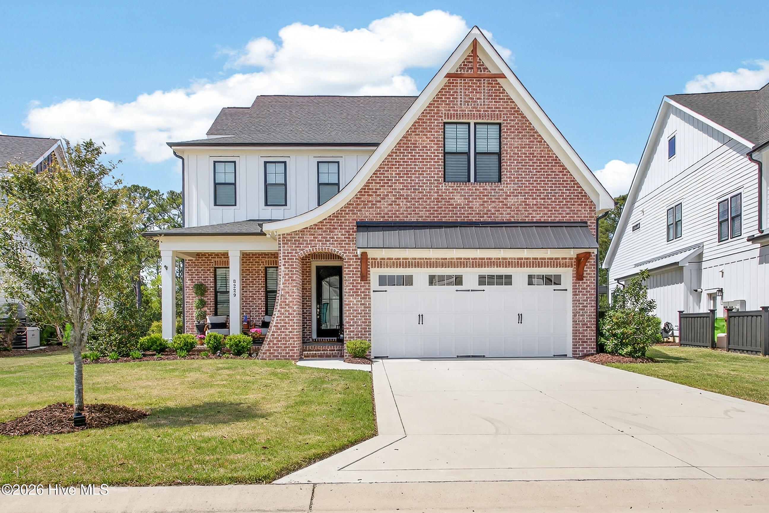 8229 Winding Creek Circle — photo