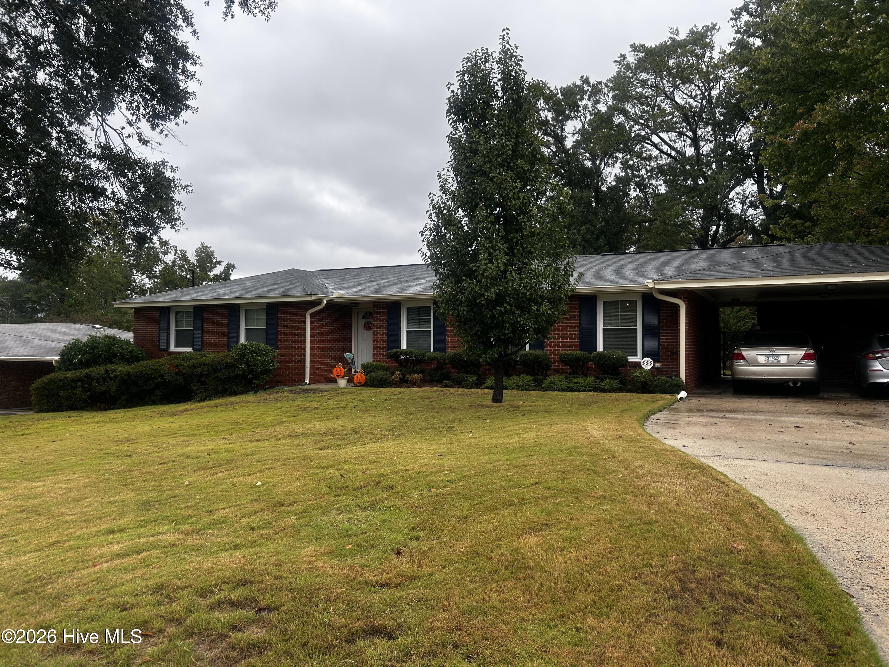 2713 Rosewood Drive — photo