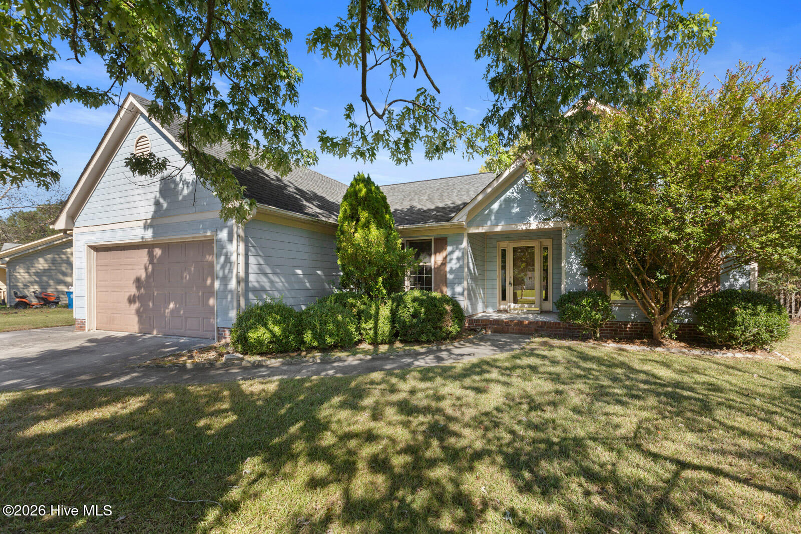 704 Mallard Drive — photo