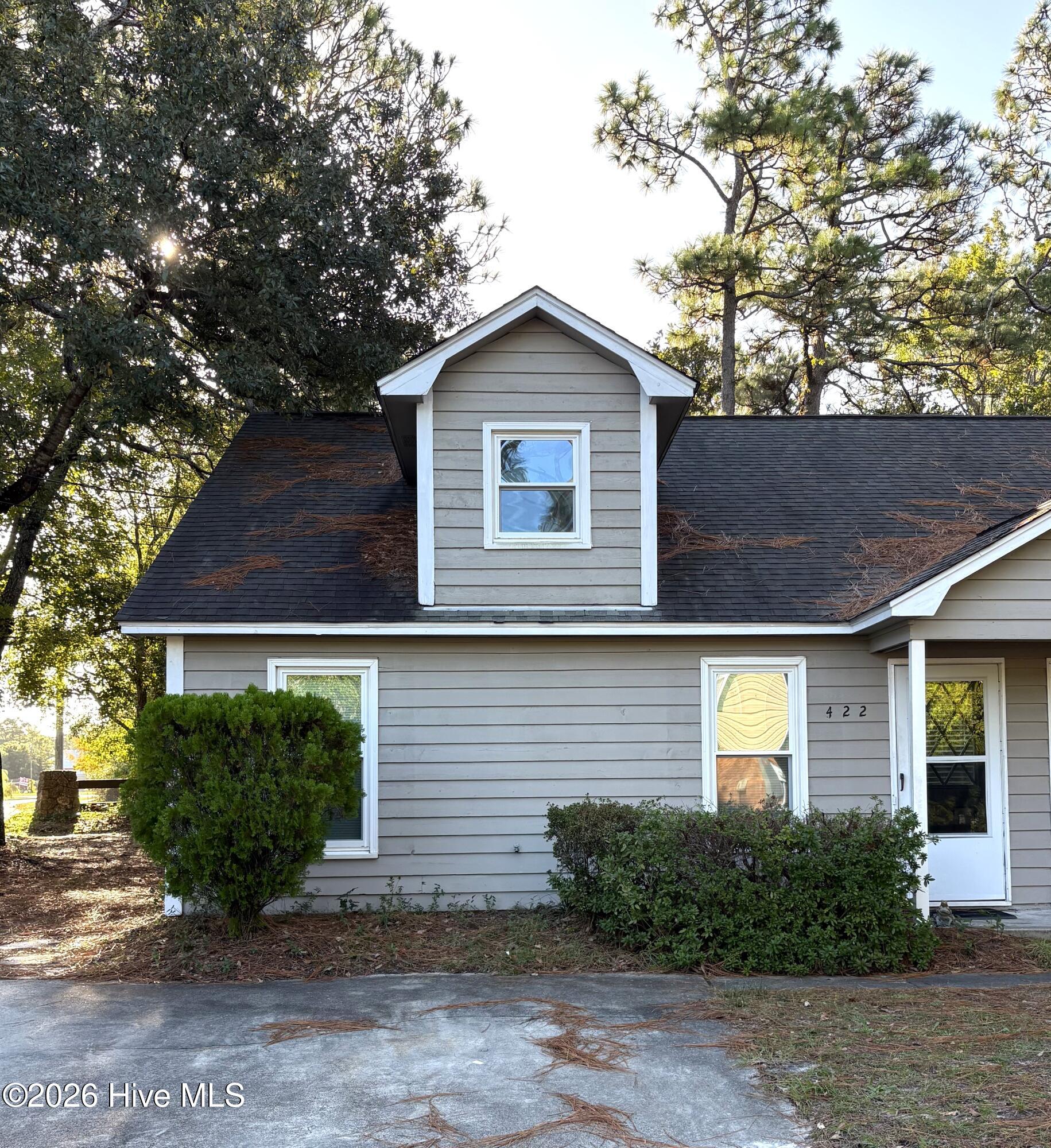 422 Lennon Drive — photo
