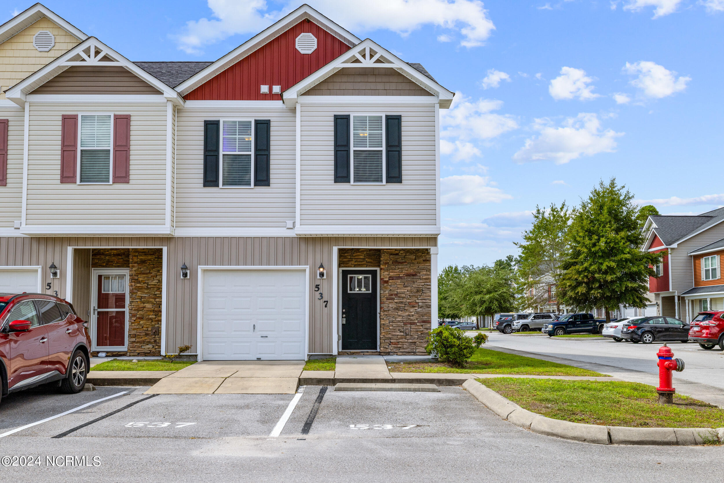 537 Caldwell Loop — photo