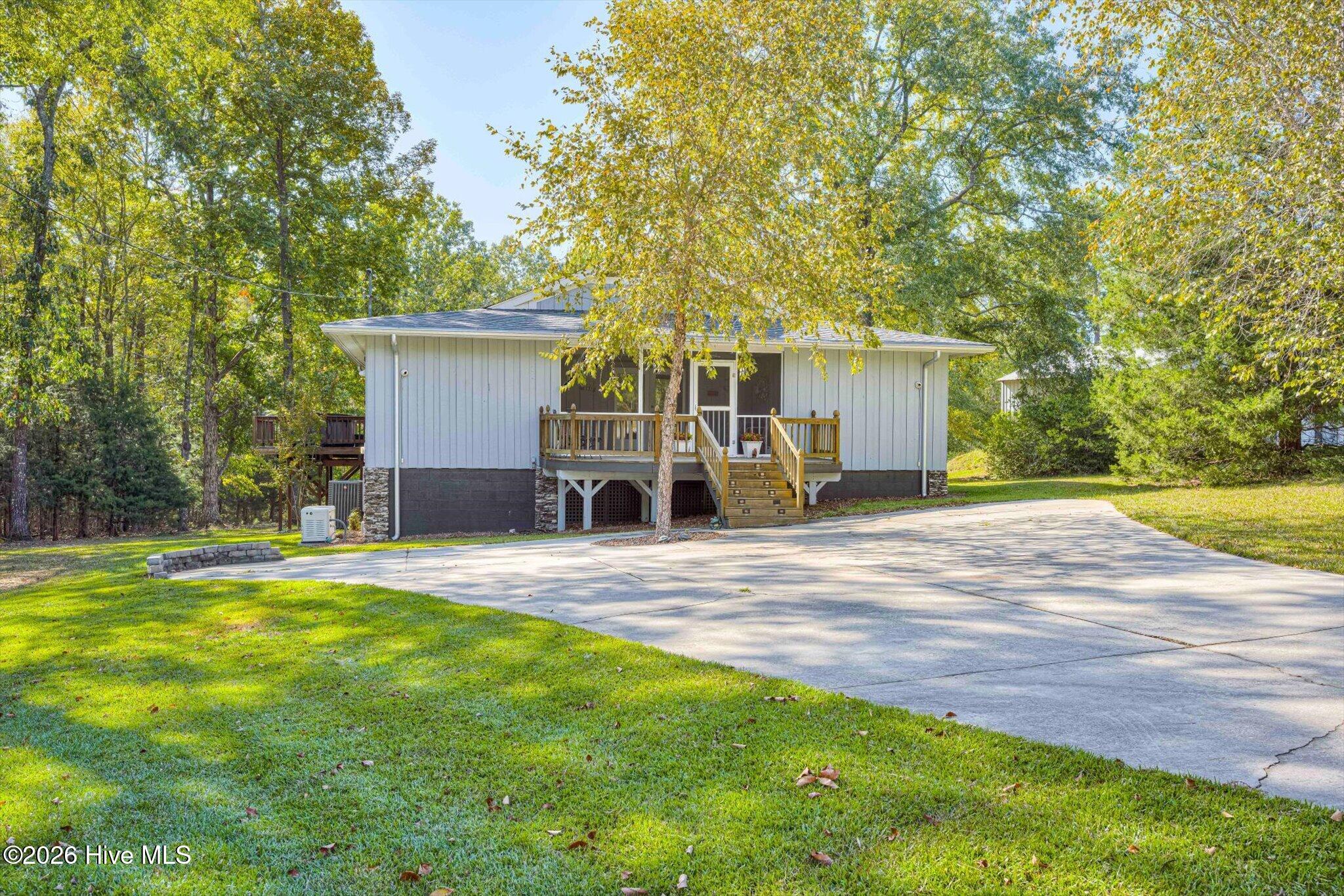 1184 Dogwood Drive — photo