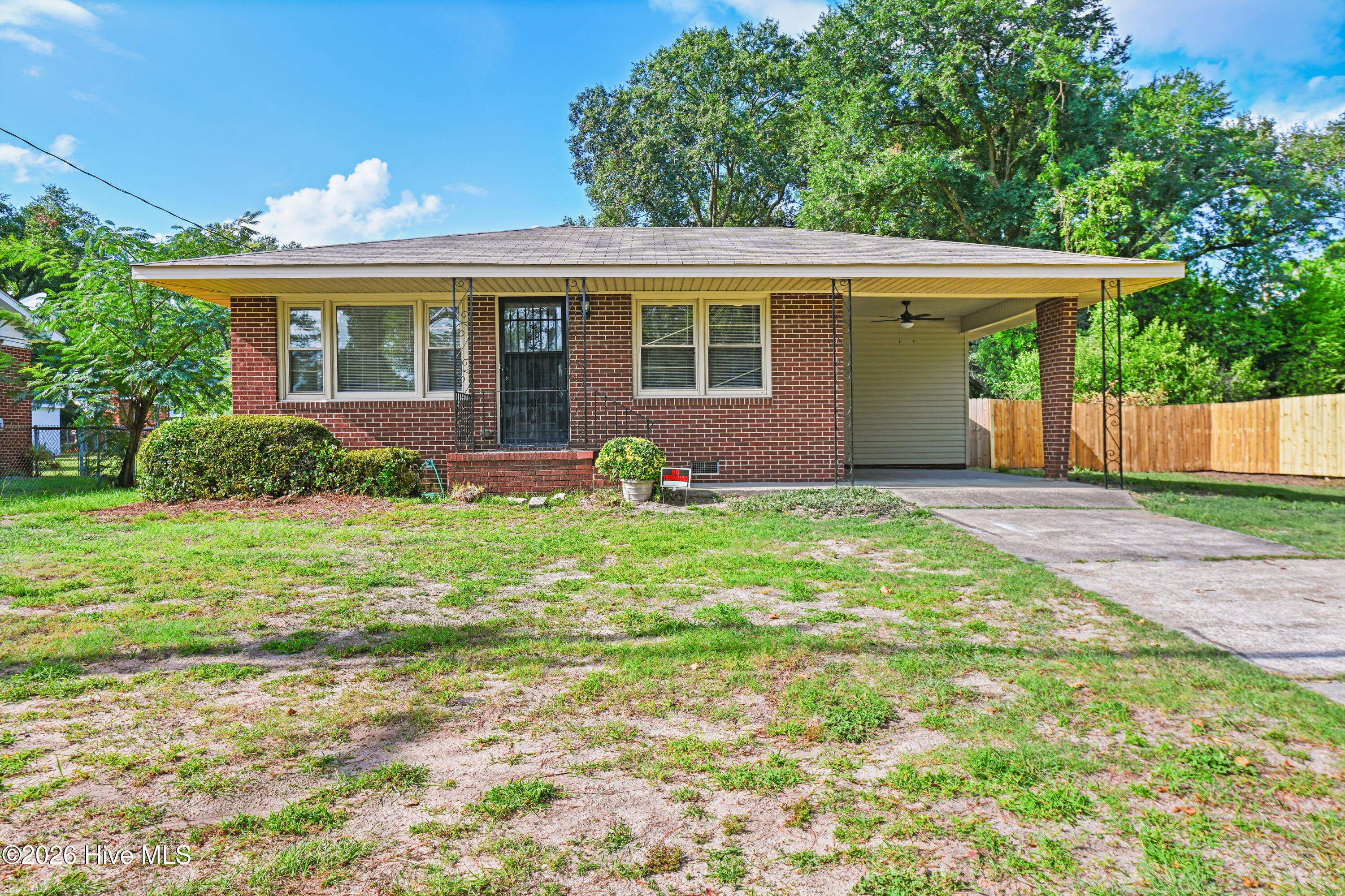 2605 Parkway Drive — photo