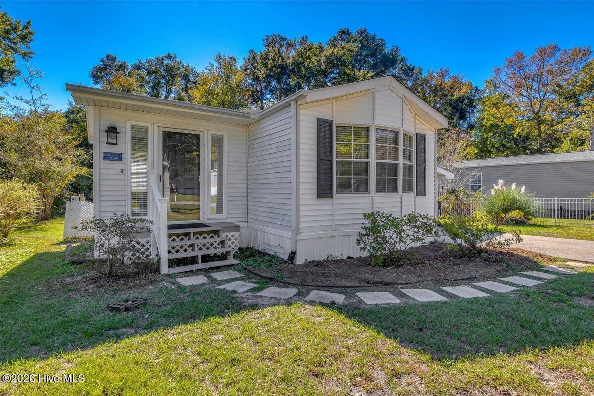 520 Magnolia Drive — photo