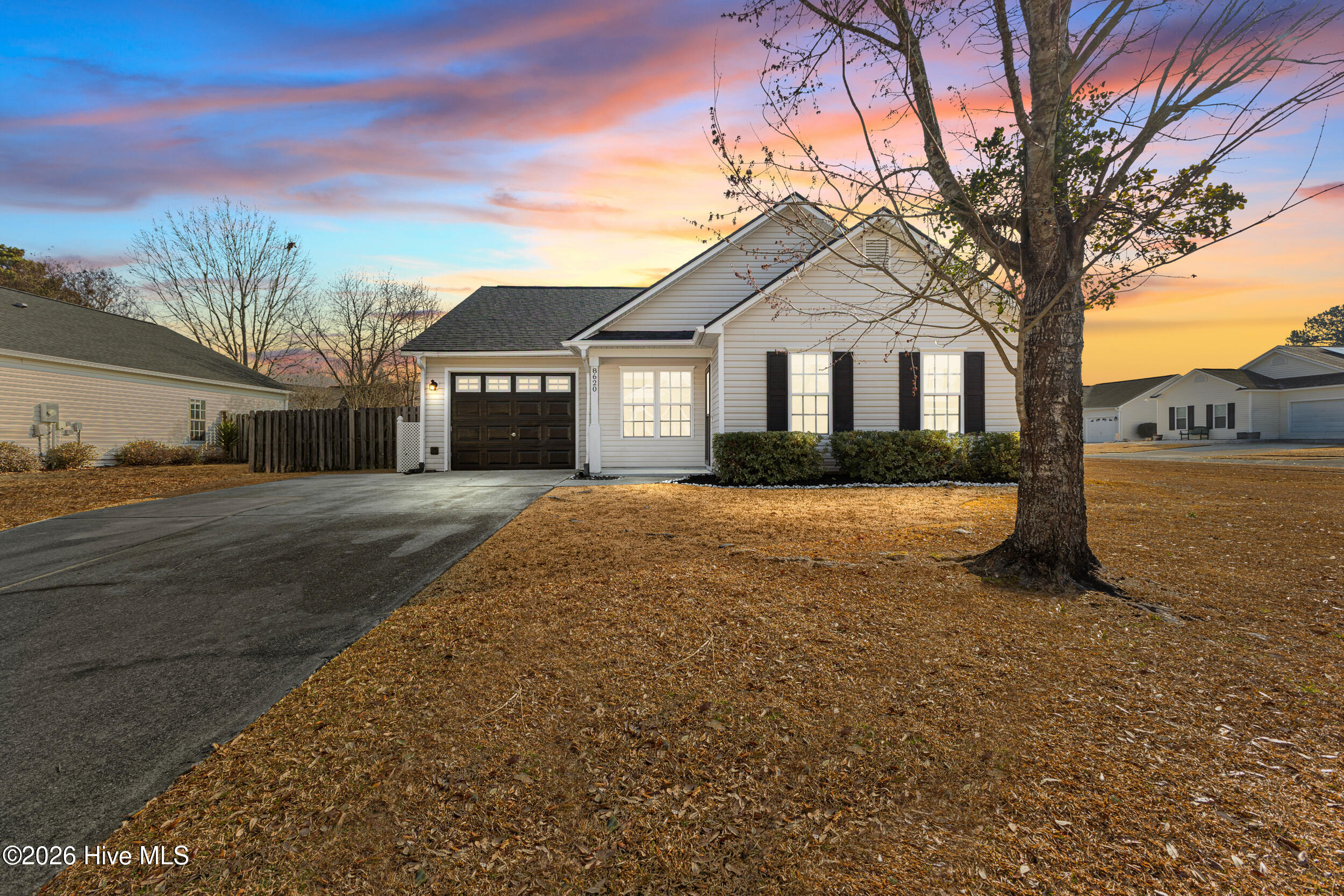 8620 Orchard Loop Road NE — photo