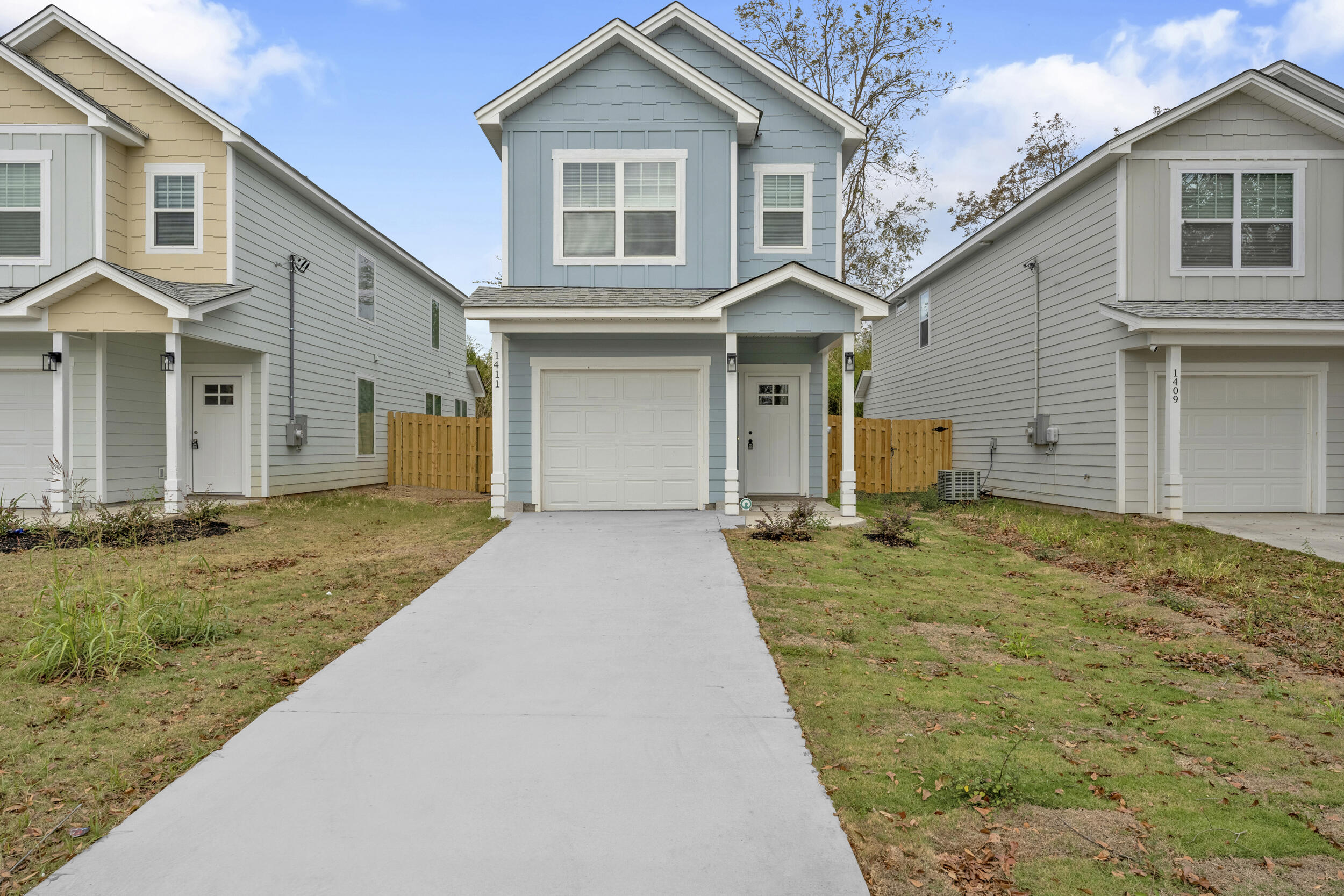 1411 Maple Street — photo