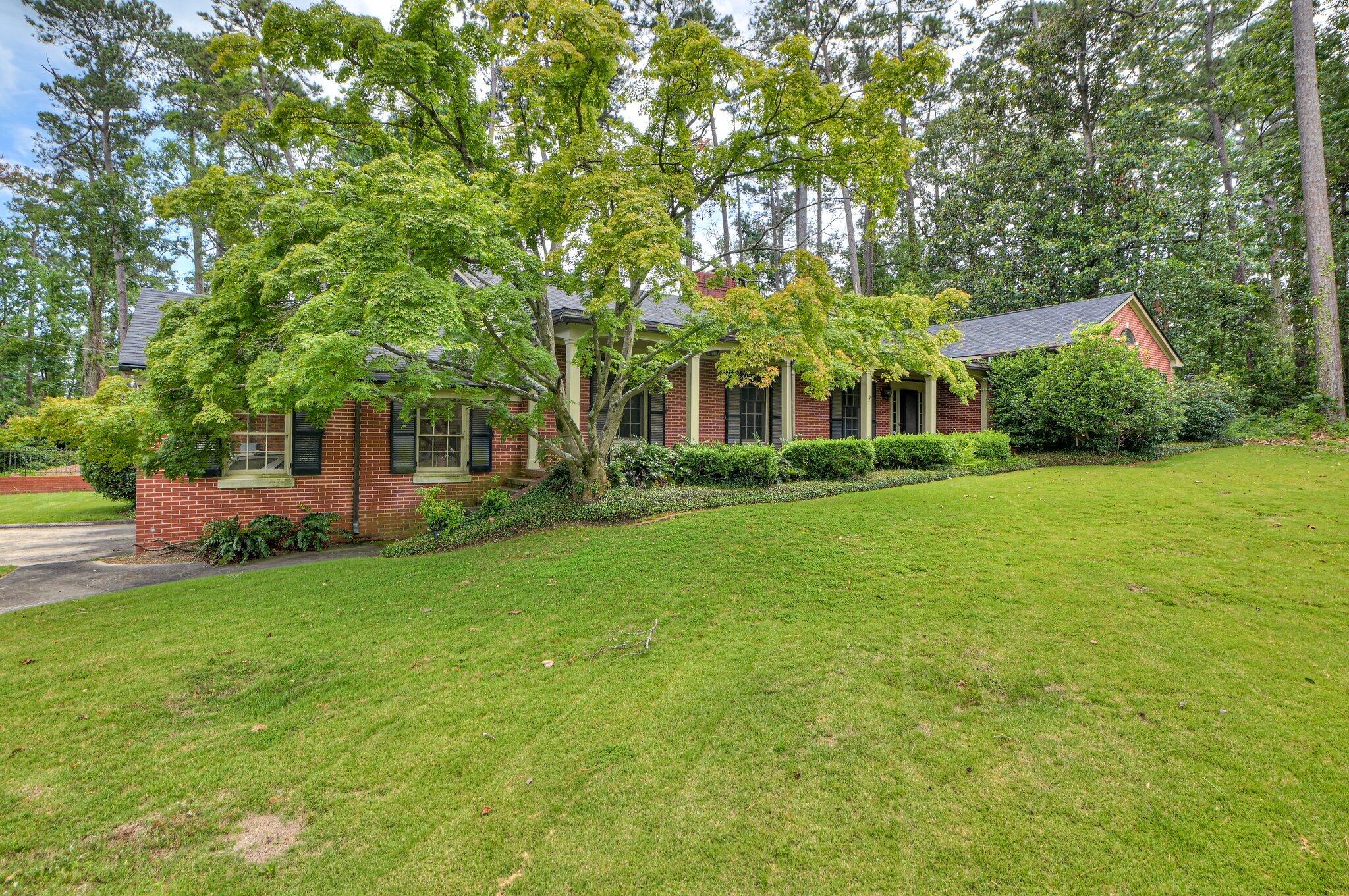 3410 Walton Way — photo