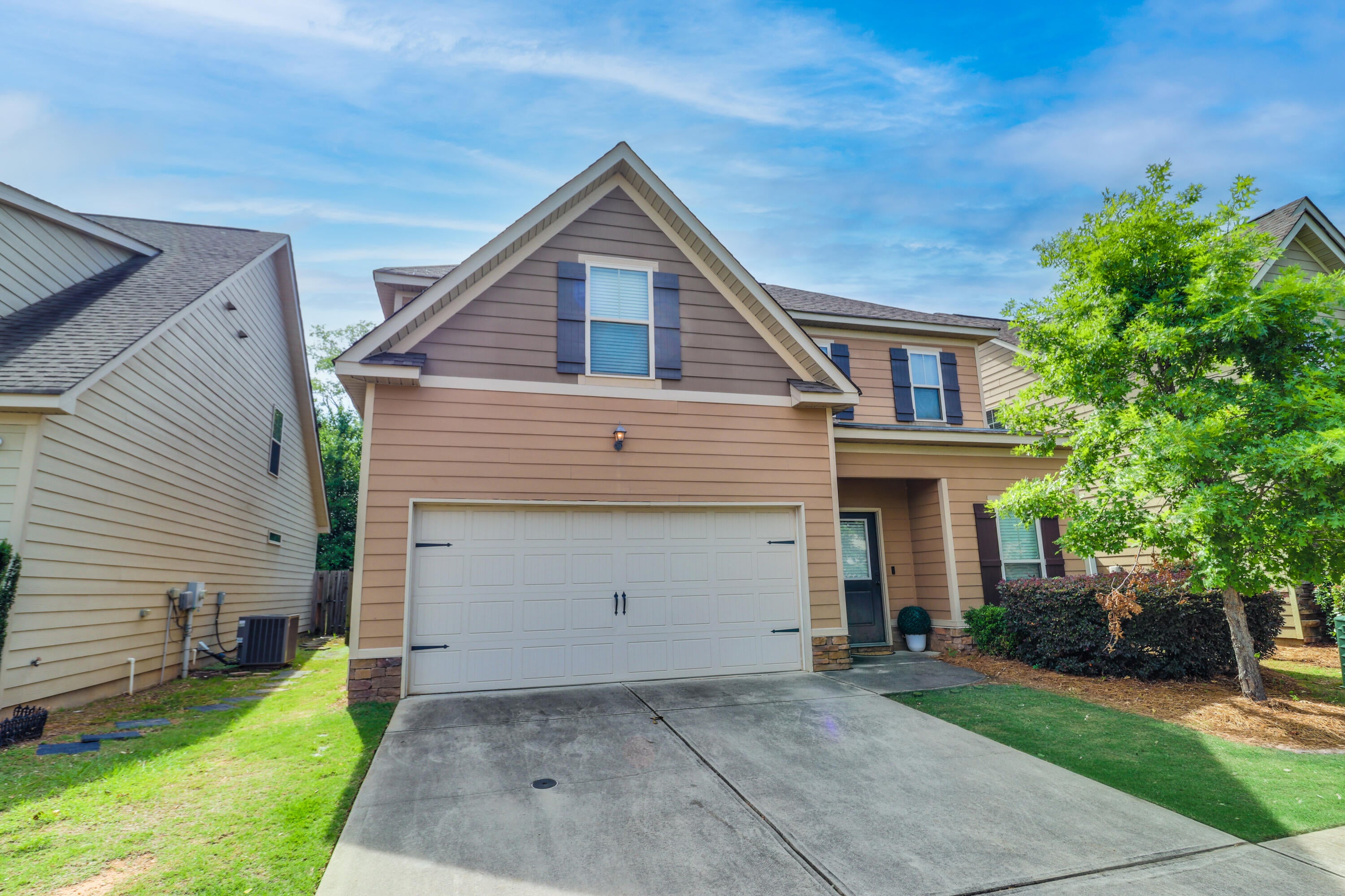5553 Connor Drive — photo
