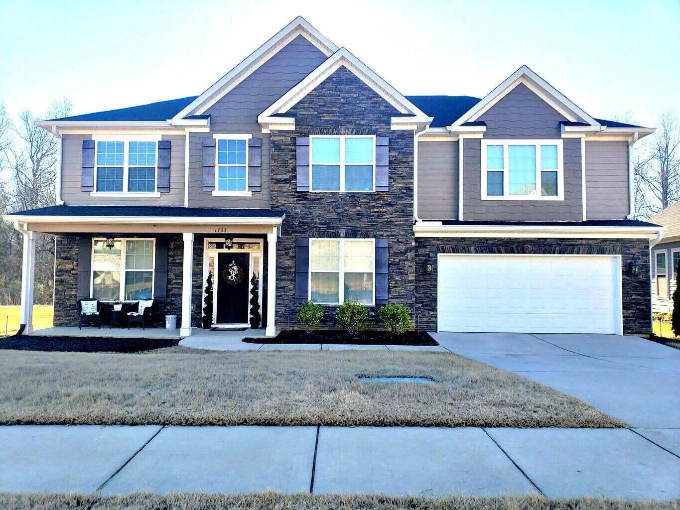 1733 Davenport Drive — photo