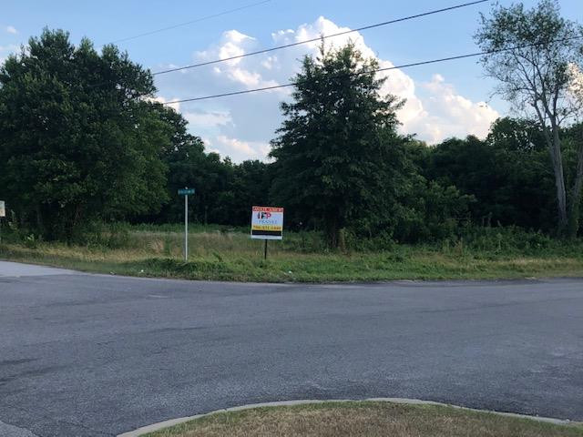 700 Old Martintown Road — photo