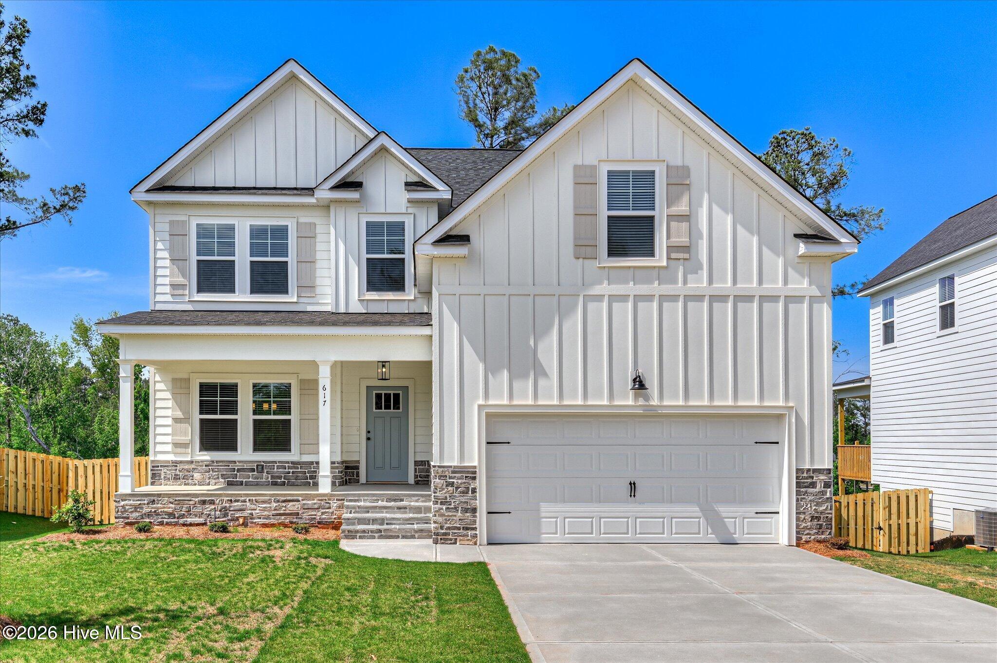 617 Grosbeak Lane — photo