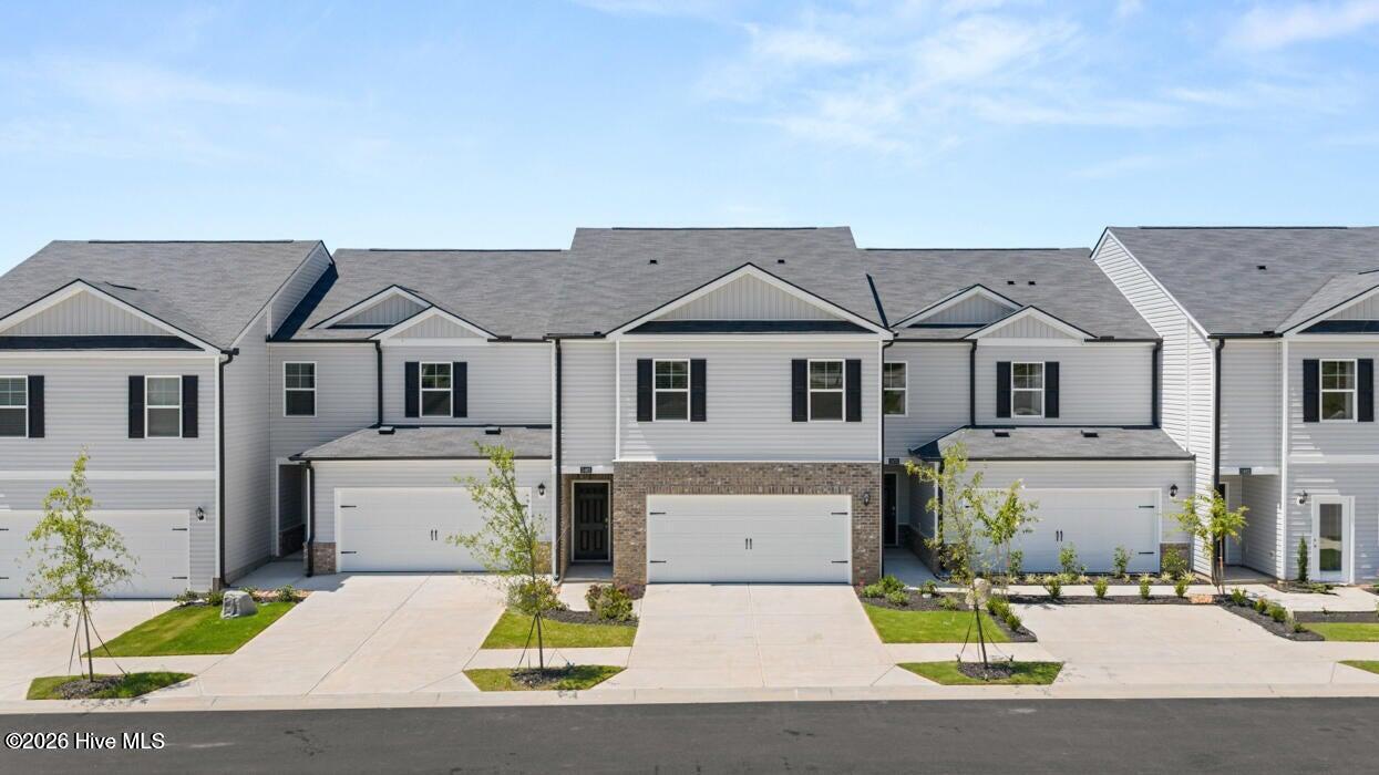 547 Aquamarine Row — photo