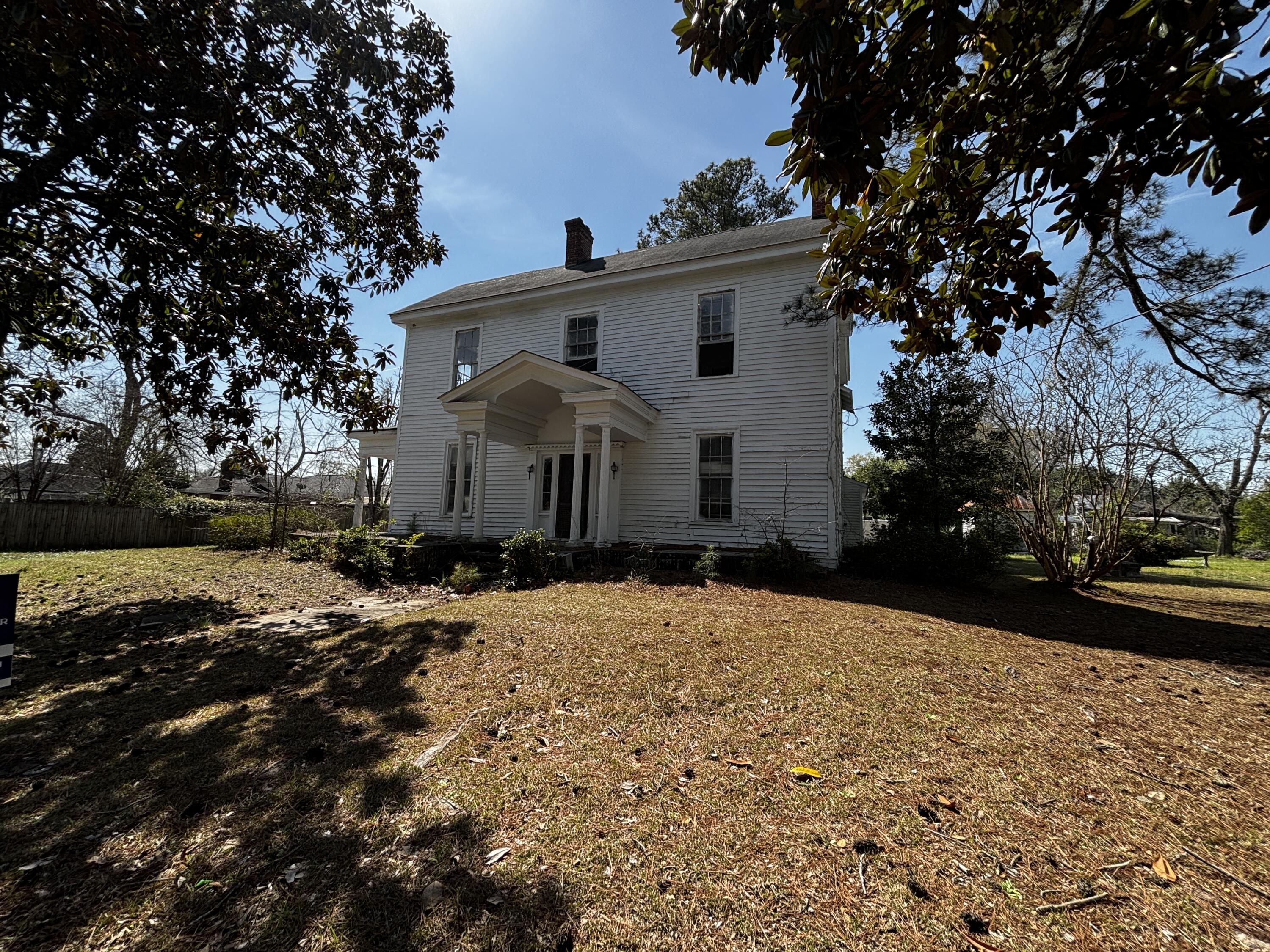 301 Cleveland Street — photo