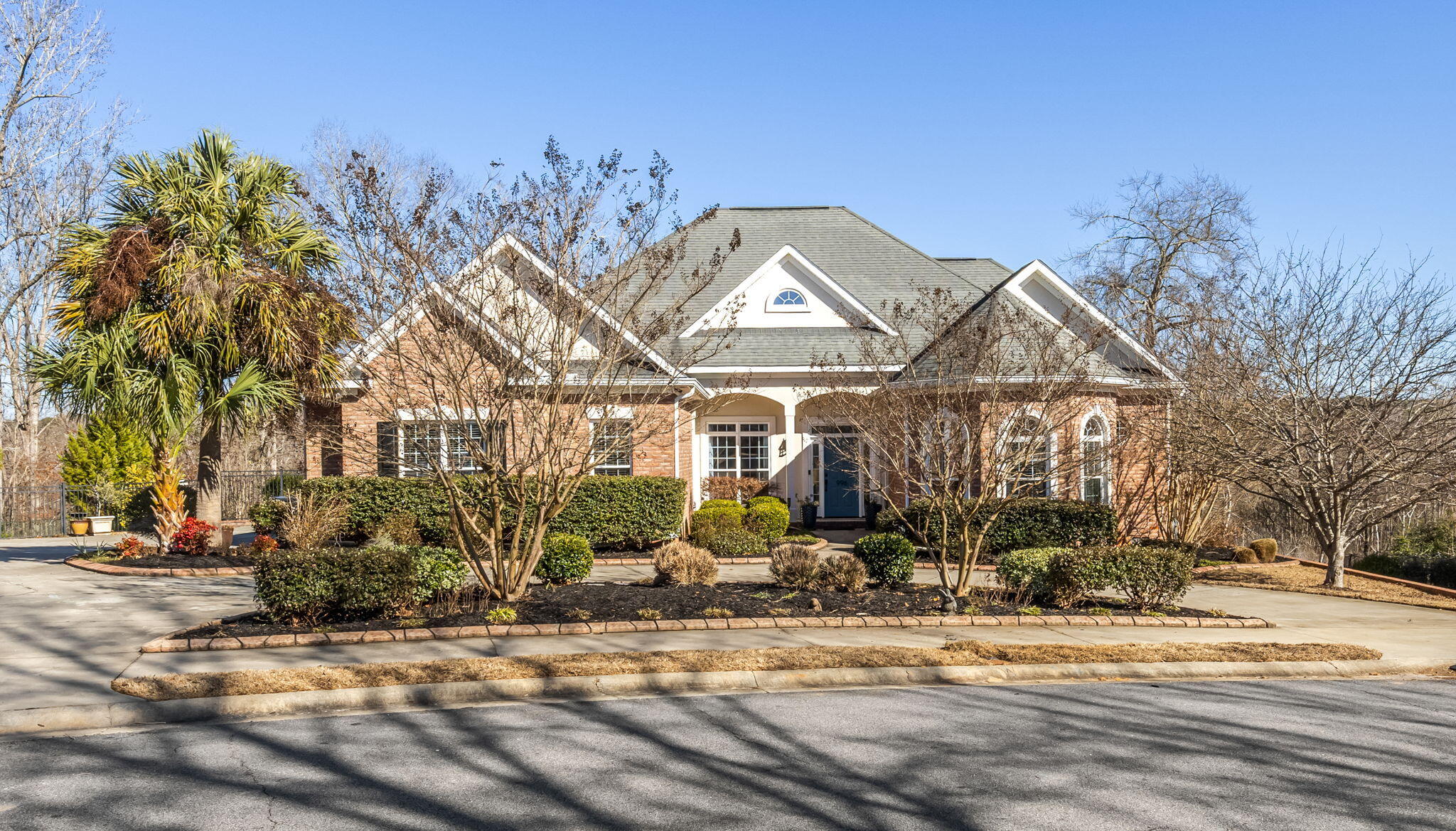 996 Woody Hill Circle — photo