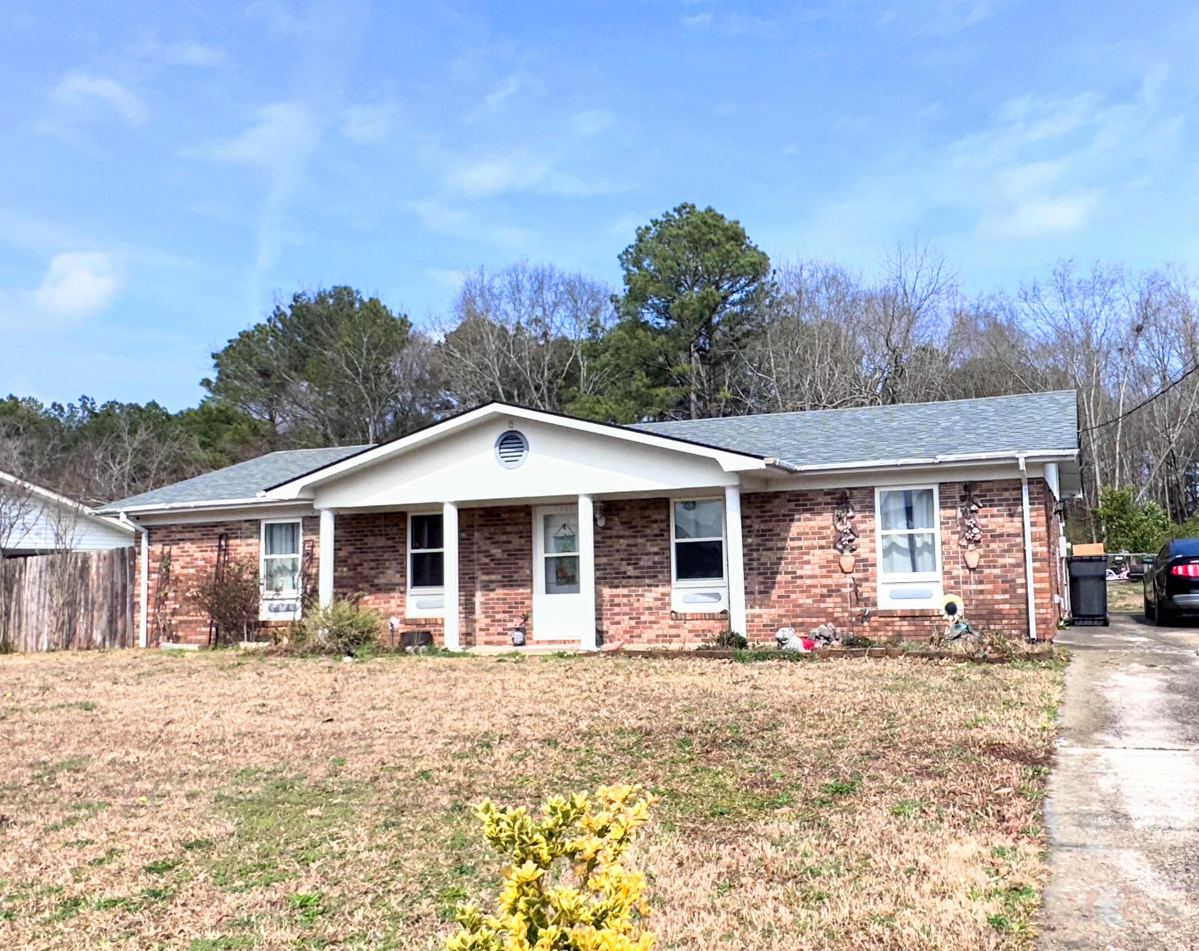 1809 Formosa Drive — photo
