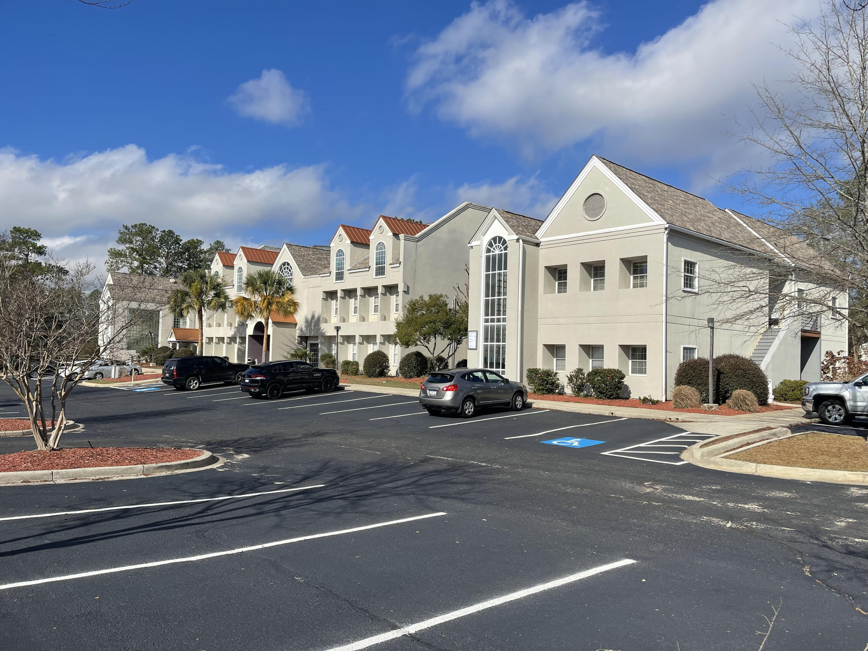 6000 Woodside Executive Court 6290 — photo