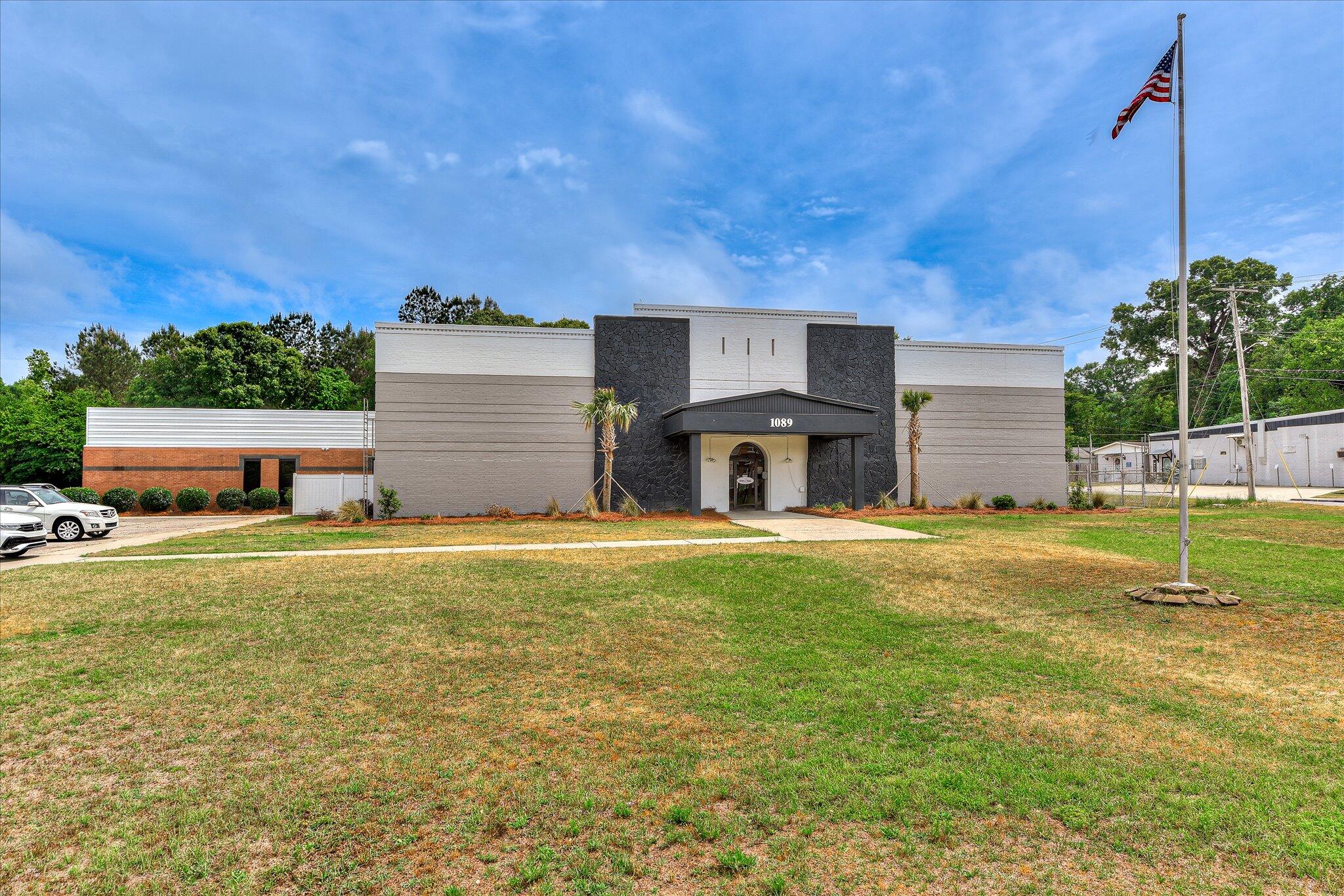1089 Augusta Road — photo