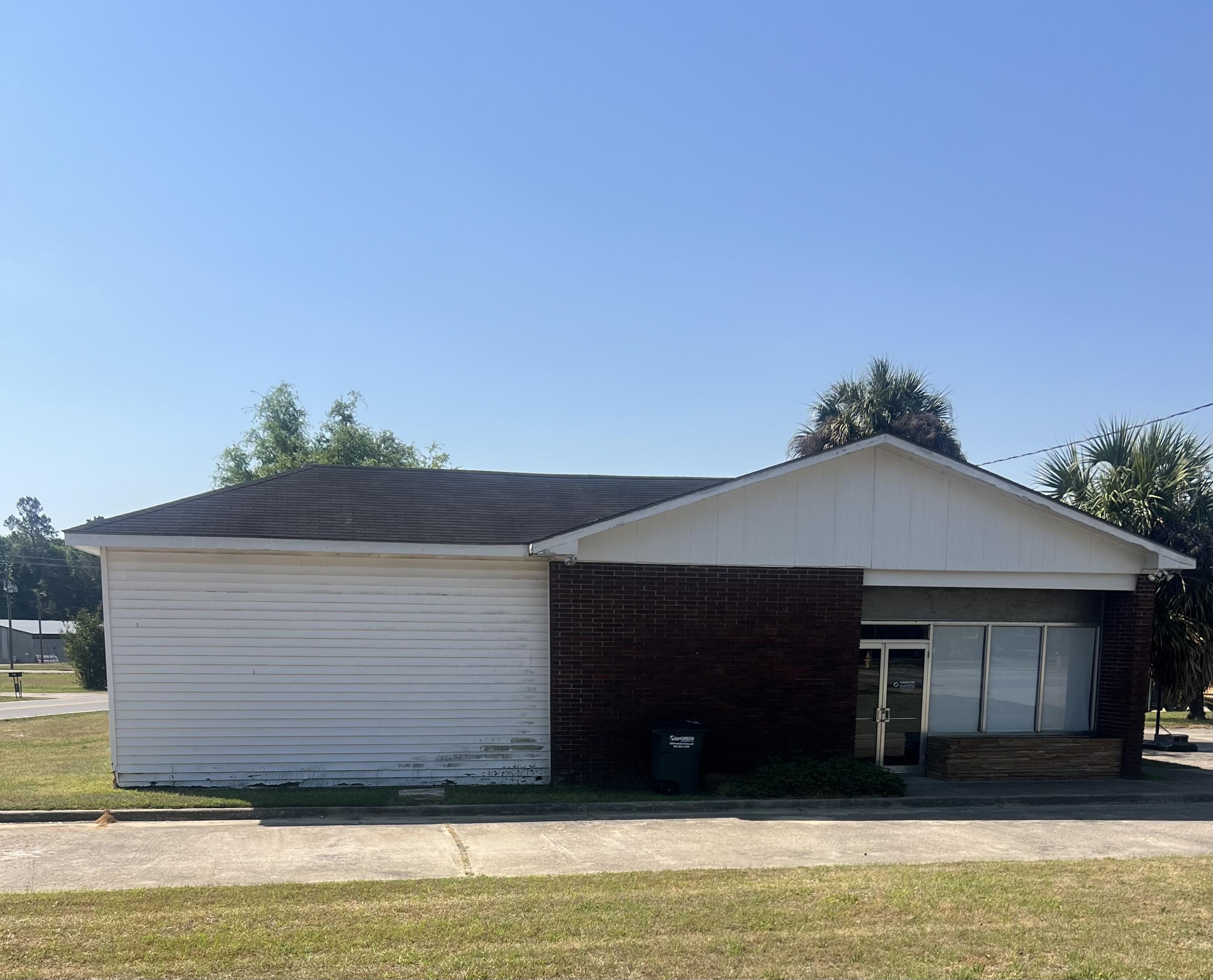1178 E Winthrope Avenue — photo