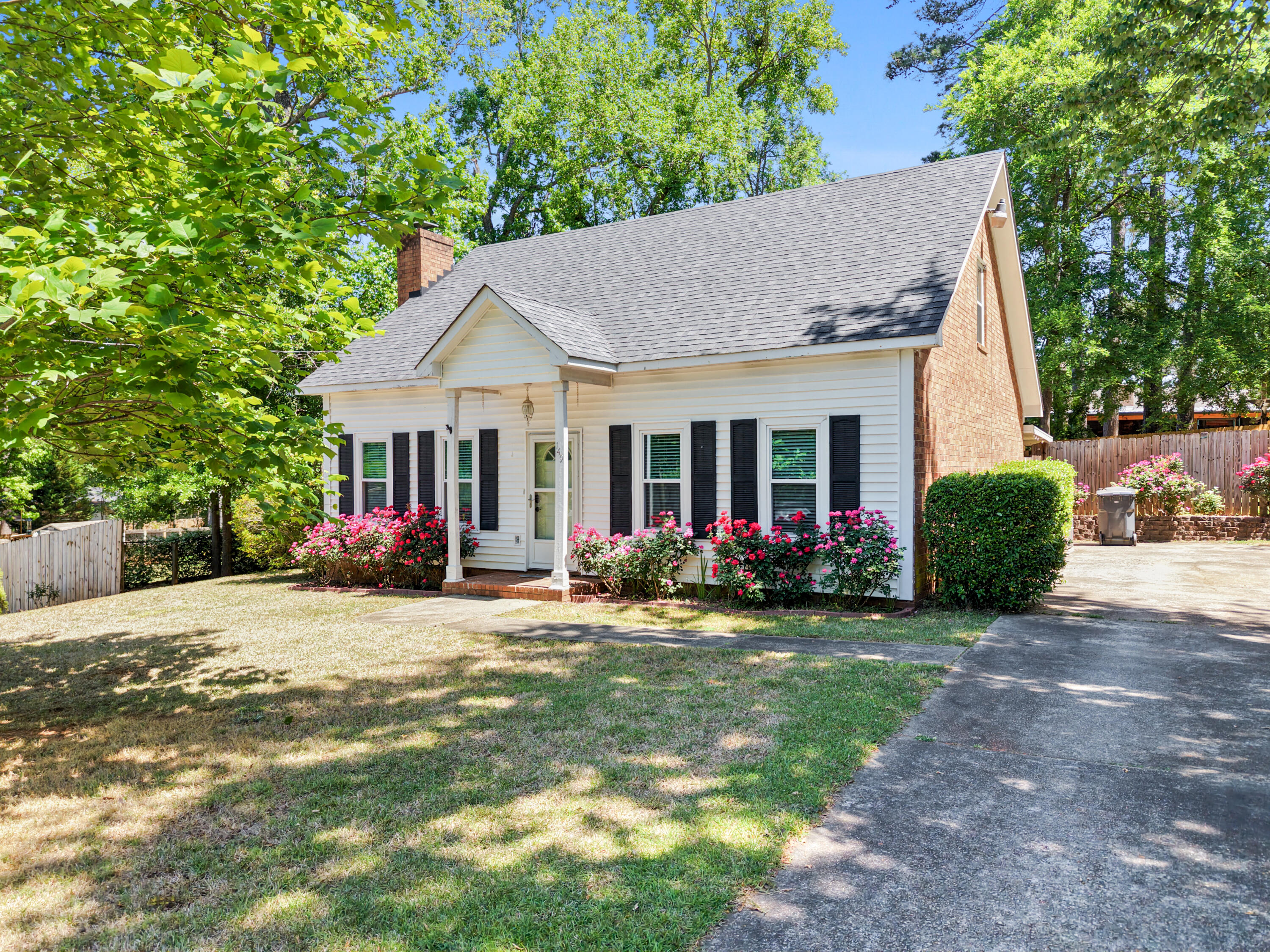149 Ashley Circle — photo