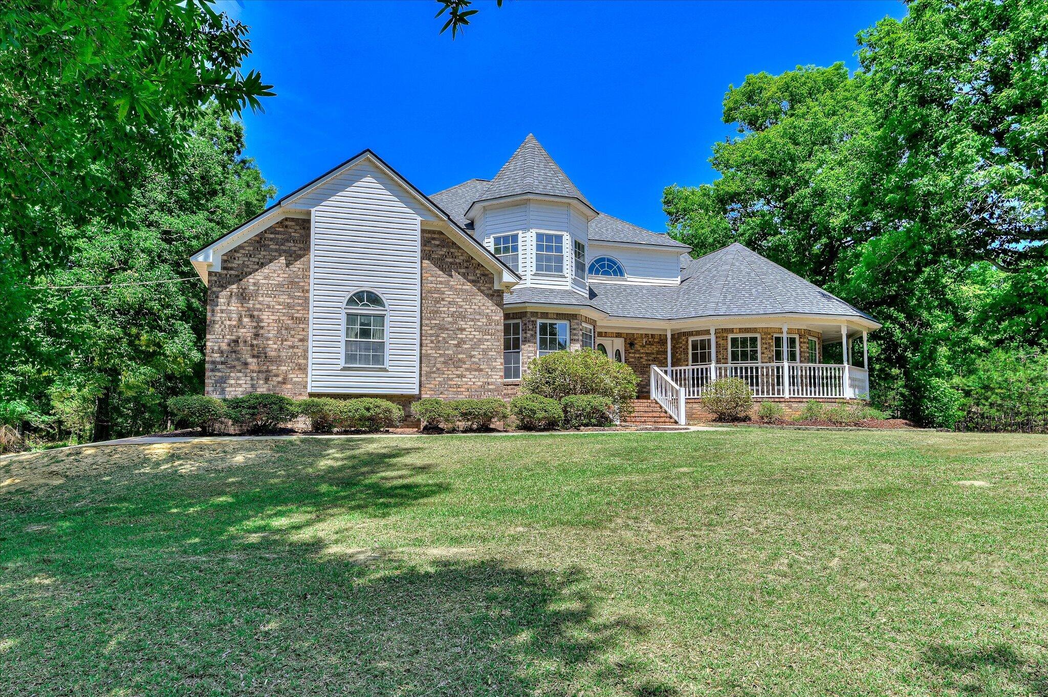 1154 Water Oak Drive — photo