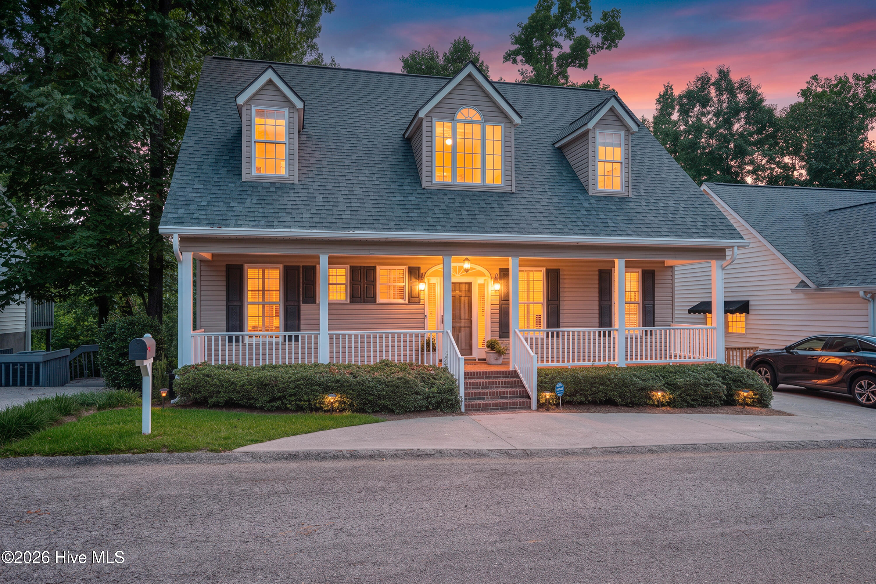 225 Water Oak Drive — photo