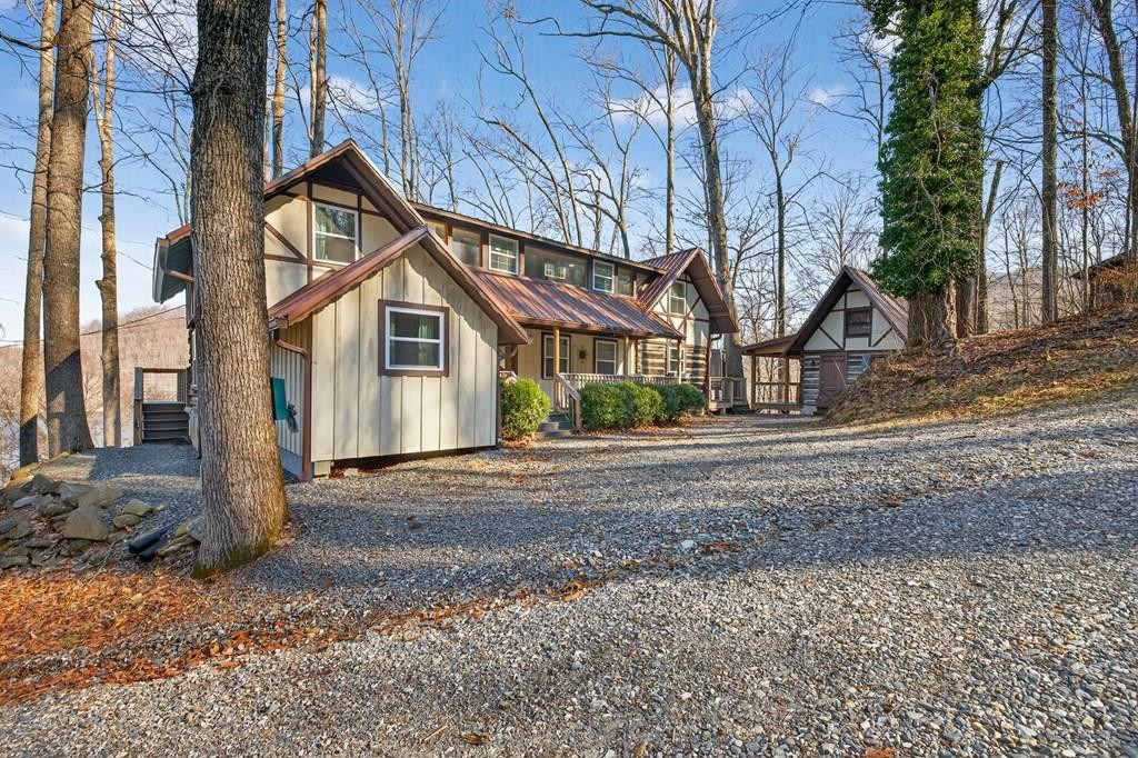 124 Mount Mariah Road — photo