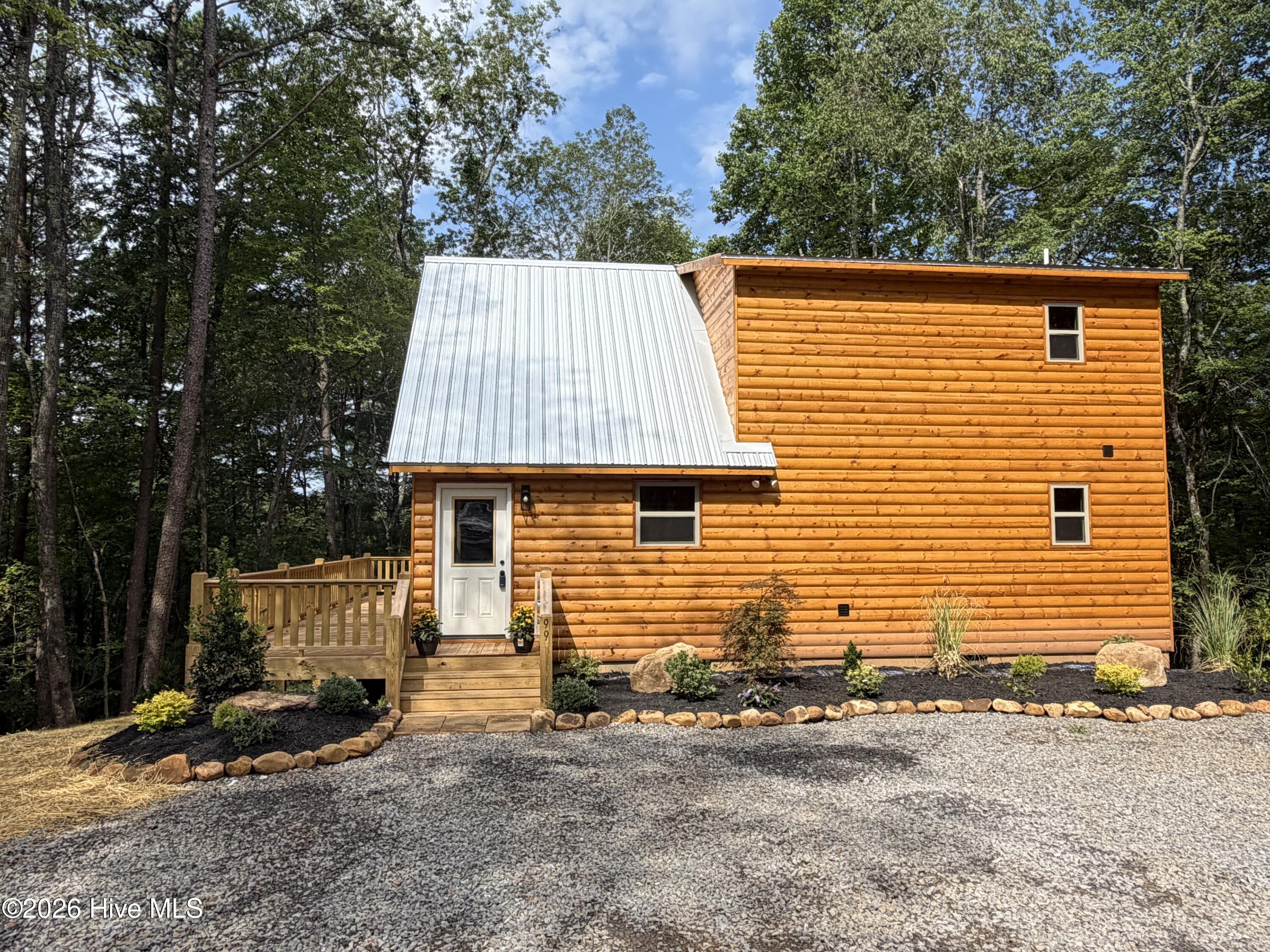 99 Noelles Pass — photo