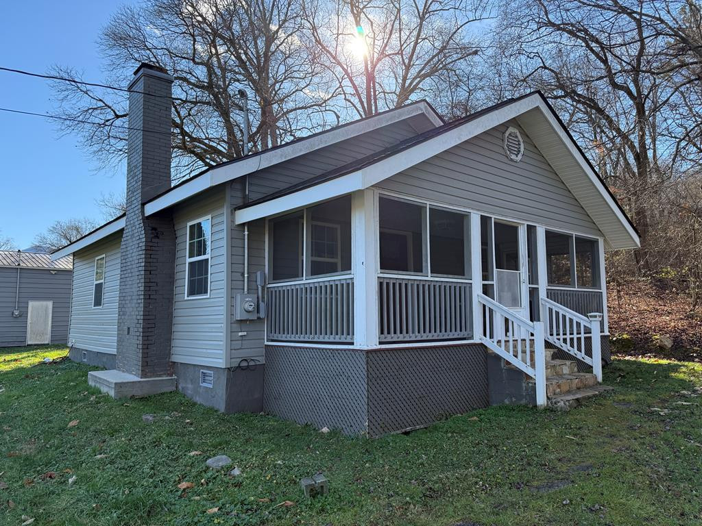 4357 Fairview Road — photo