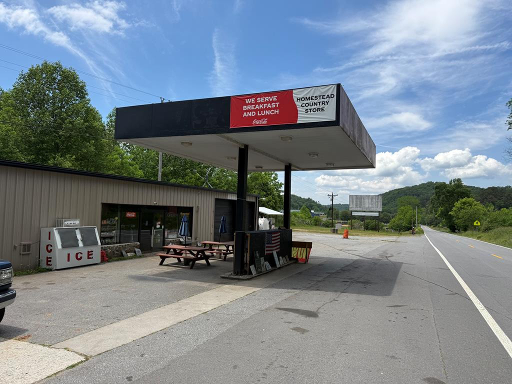 7521 Highway 294 — photo
