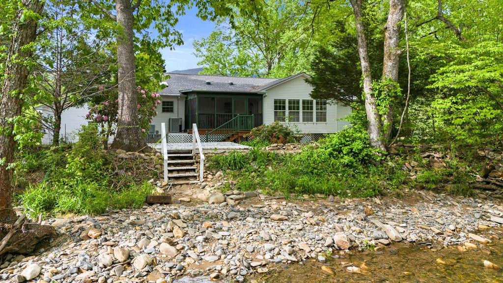 59 Tusquittee Creek Lane — photo