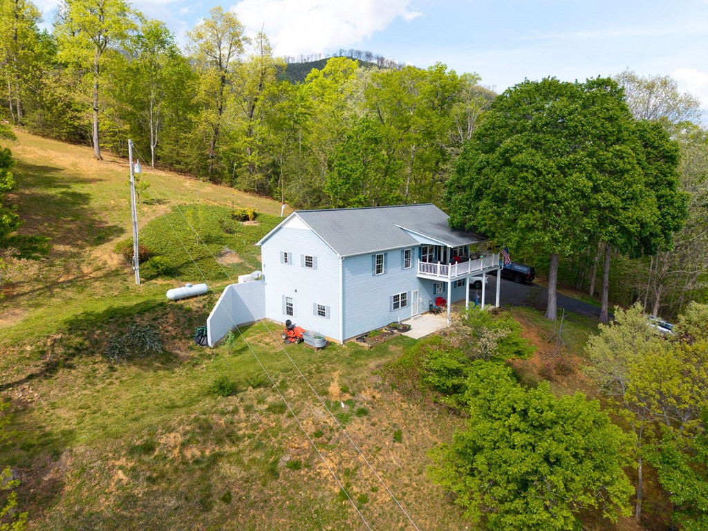 619 Pounding Mill Loop — photo