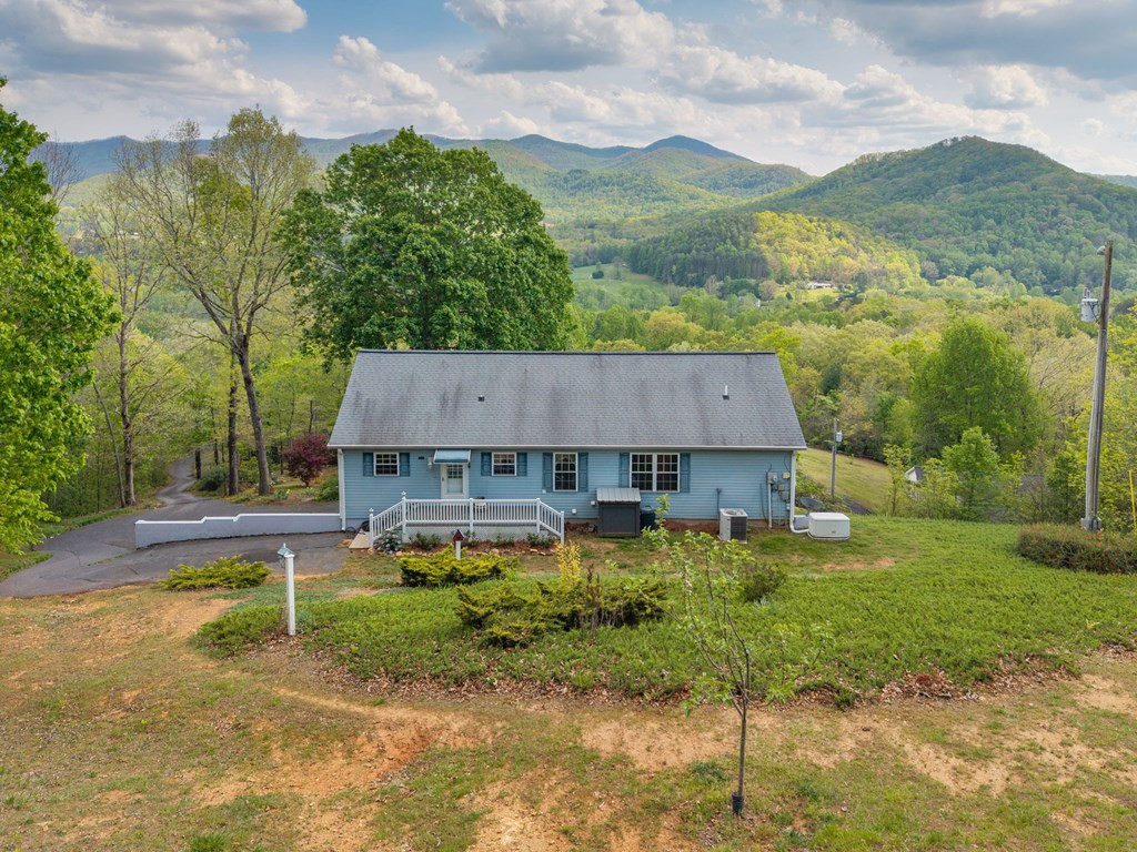 619 Pounding Mill Loop, Hayesville, NC 28904 — photo 2