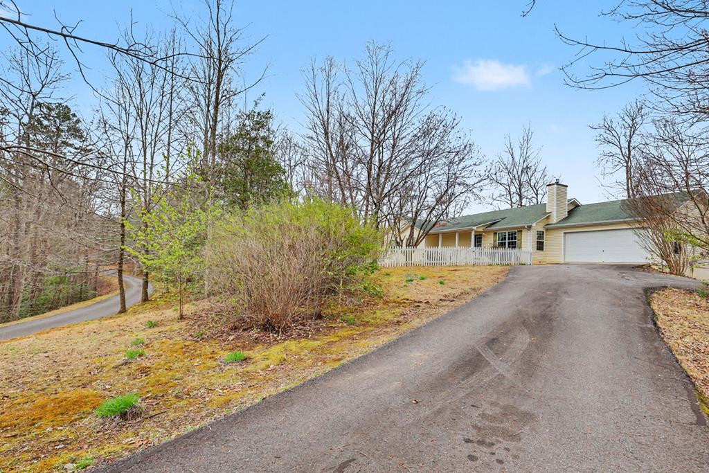 368 Sierra Springs Drive — photo