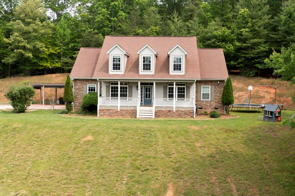 1451 Moccasin Creek Road — photo