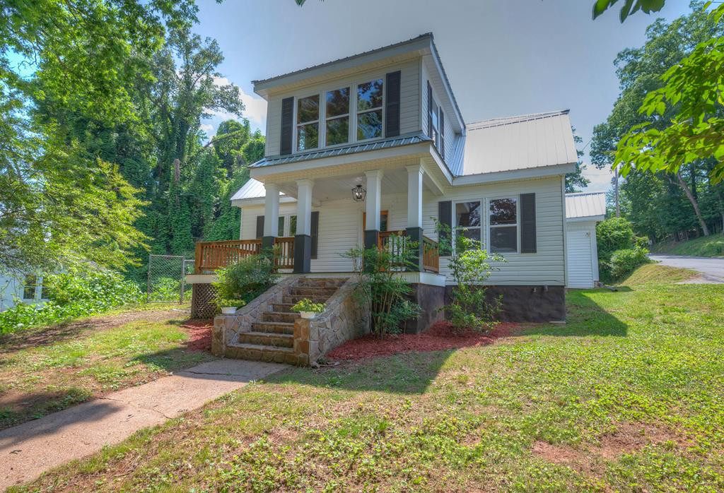 849 Valley River Avenue — photo