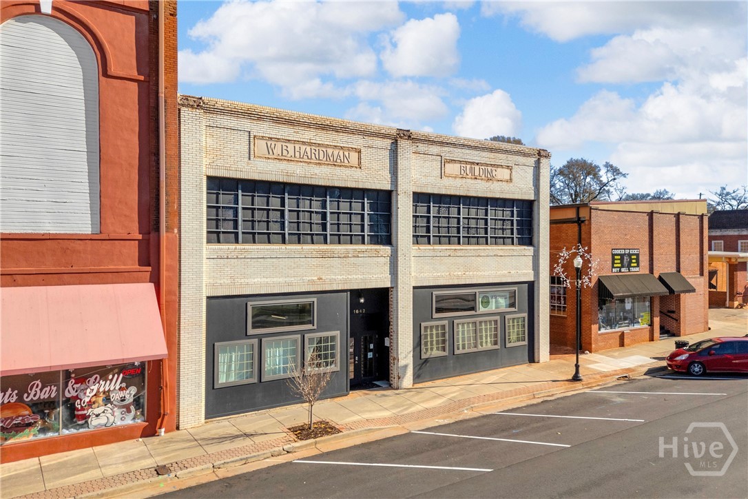 1642 S Broad St — photo