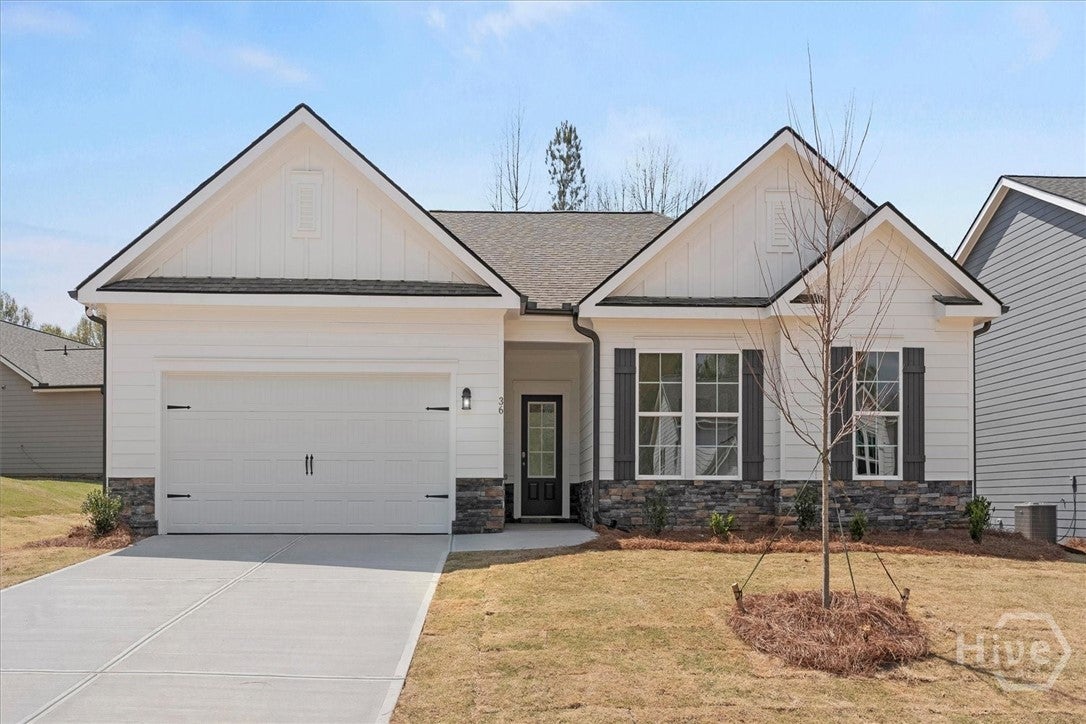 36 Edith Court — photo