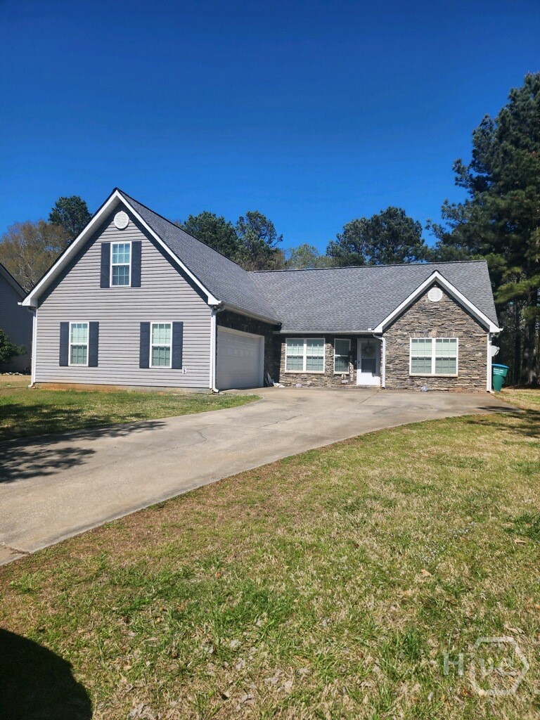 1407 Princeton Drive — photo