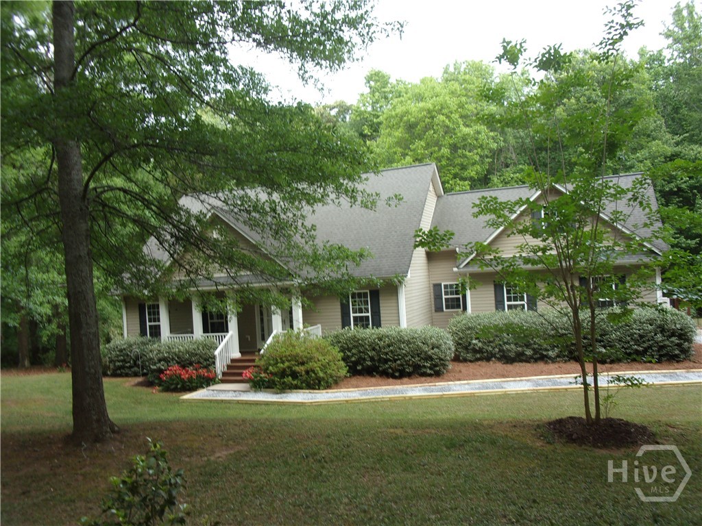 830 Lord Fleming Road — photo