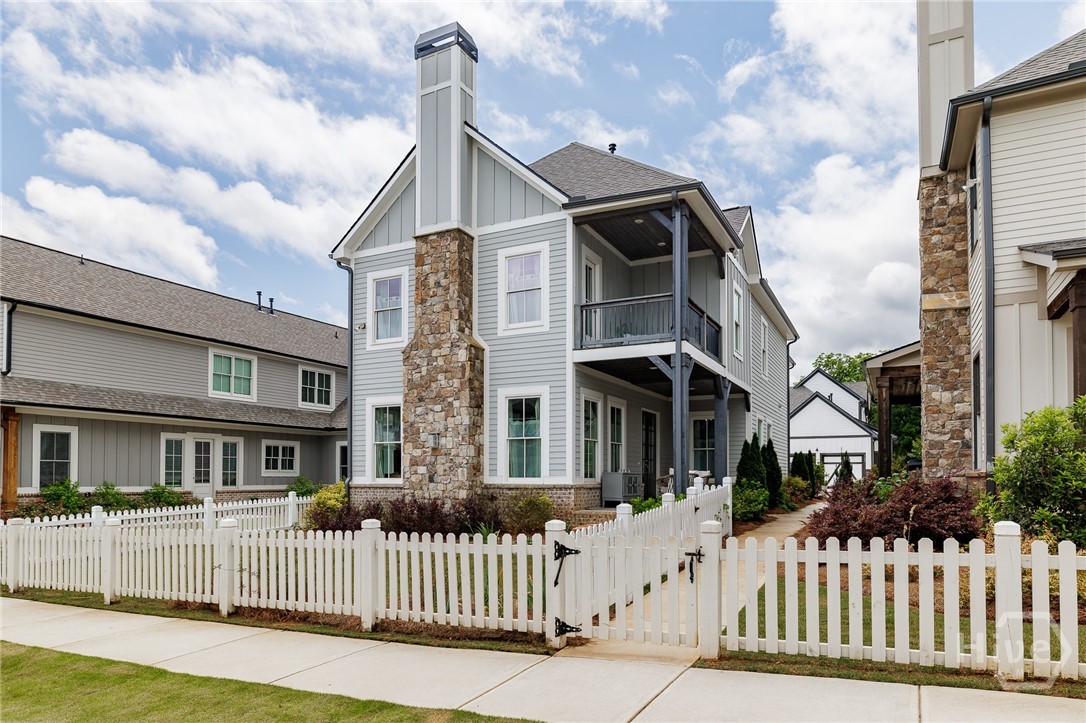 1140 Silo Bn — photo