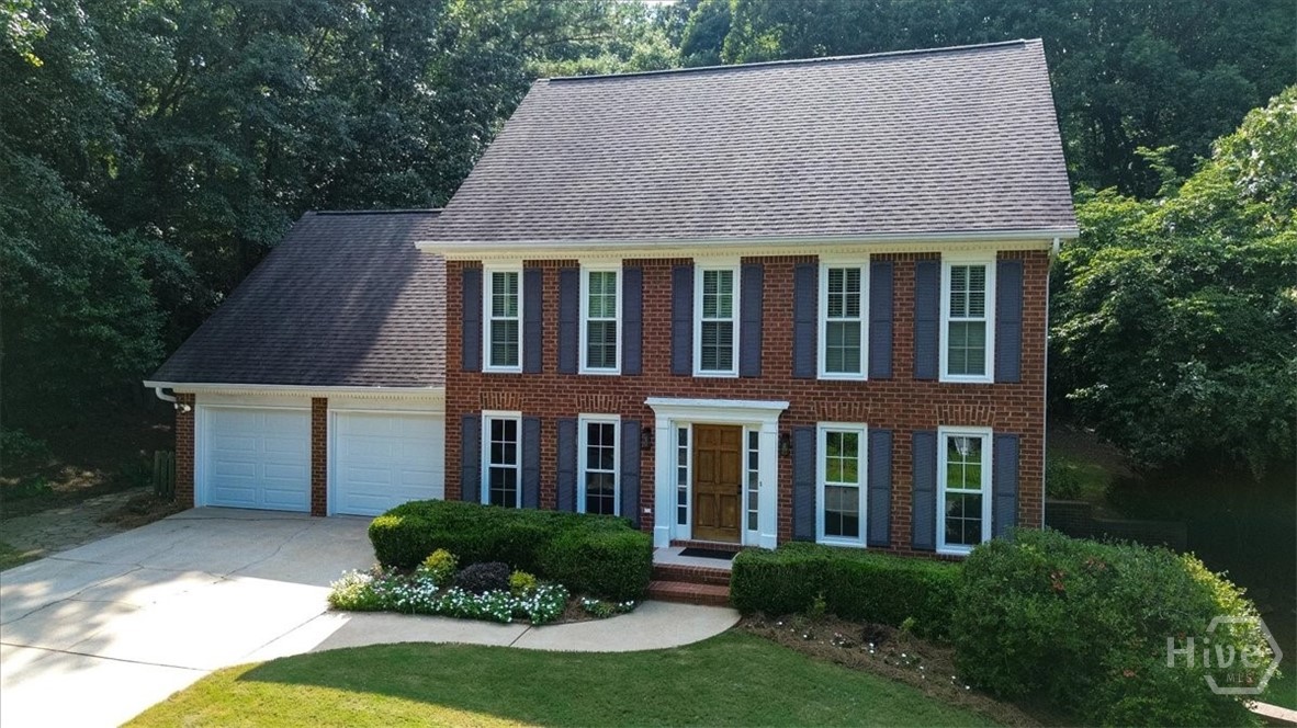 121 Ashbrook Drive — photo