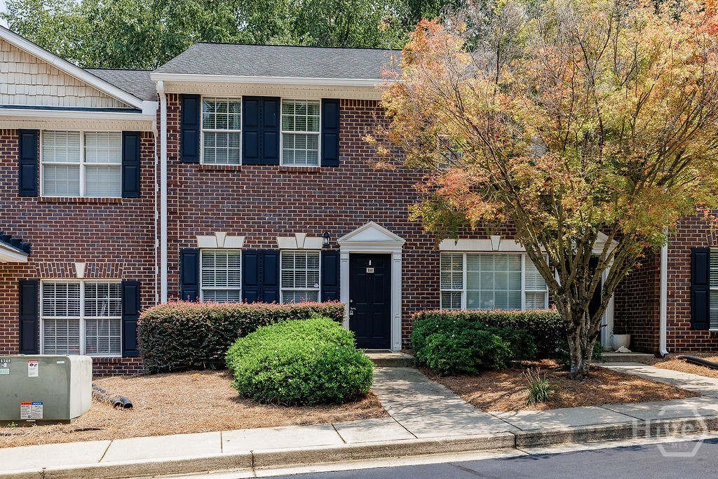 101 Wood Lake Drive 310 — photo