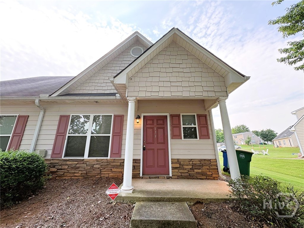 173 Bridgewater Circle — photo
