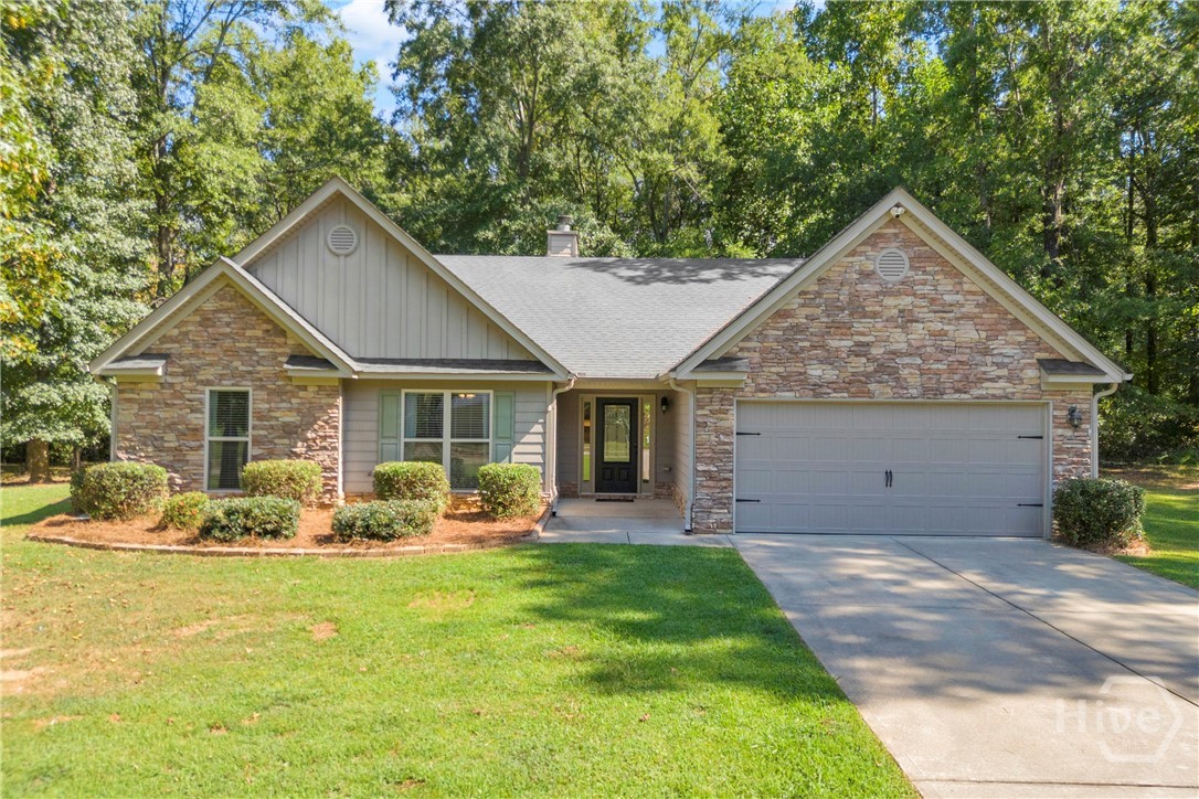 111 Buttercup Lane — photo